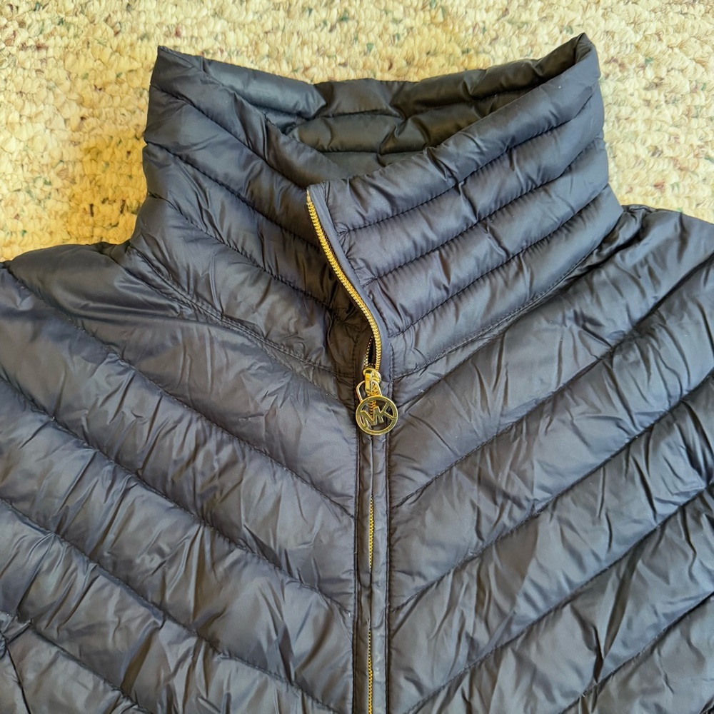 Michael Kors Packable Down-Filled Short Puffer Ja… - image 2